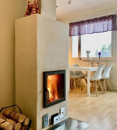 Santa's Cozy Retreat, near Santa's Village