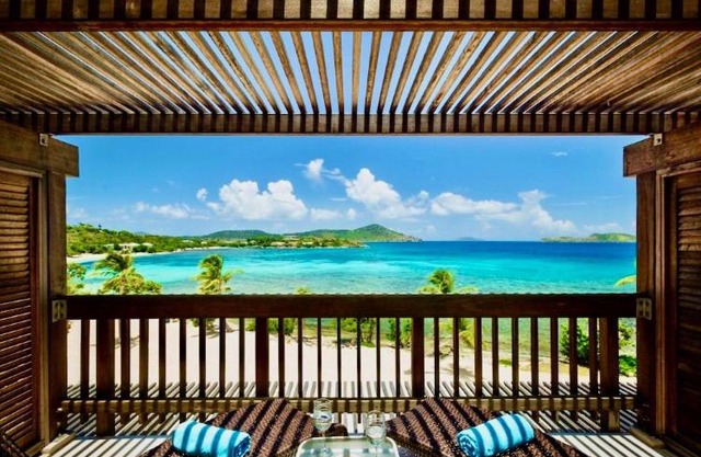Sapphire Beachfront Renovated Villa 1200 SF! - Free Wi-Fi