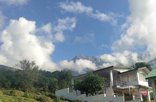 Saranga - An exquisite 2 bhk home in dharamshala
