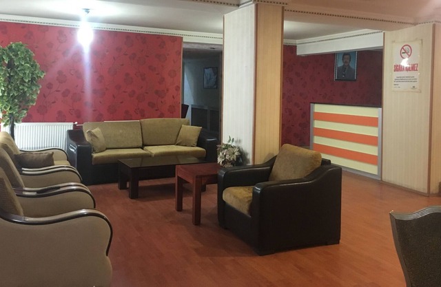 Saray Otel