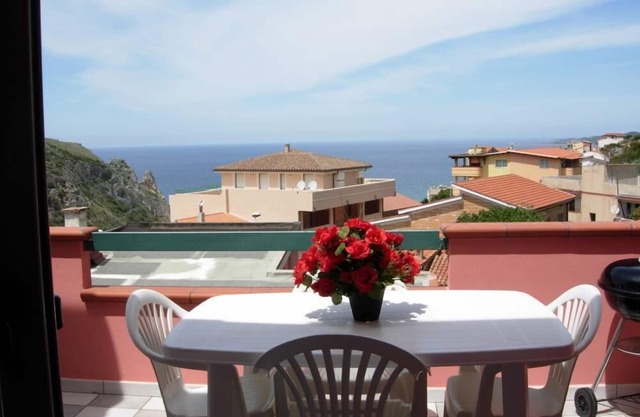 Sardinian jewel, gorgeous ocean view apartment