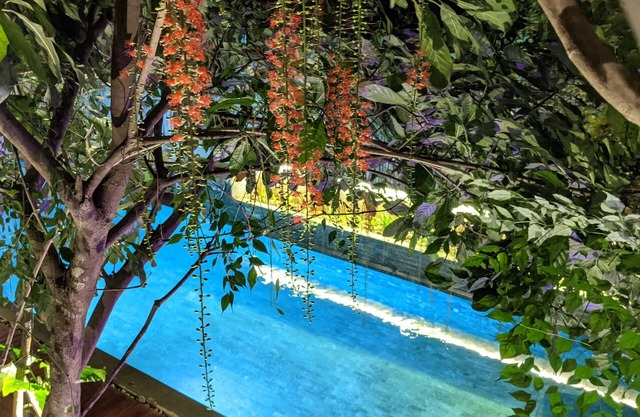Sarina Hotel & Villa
