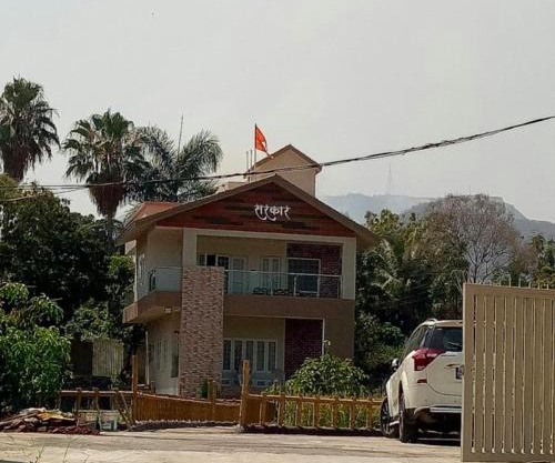 Sarkar farmhouse