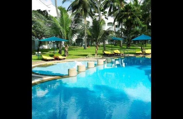 Sarova Whitesands Beach Resort & Spa 1