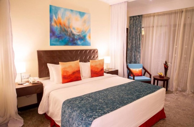 Sarova Whitesands Beach Resort & Spa 2