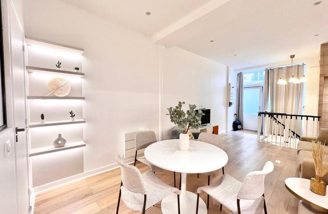 Sauna et bain remous dans un appartement luxe - 4P