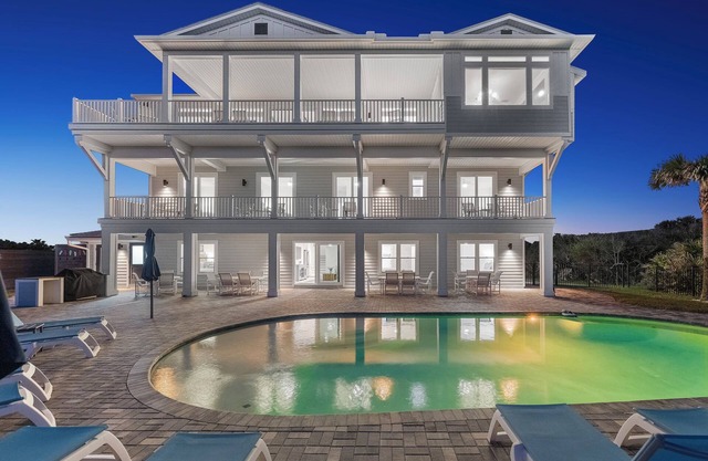 SAVE ON AUGUST SPECIALS! 9BR OCEANFRONT ESTATE! LARGE POOL/YARD, GAME ROOM!