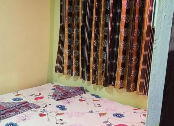 Savitri guest House