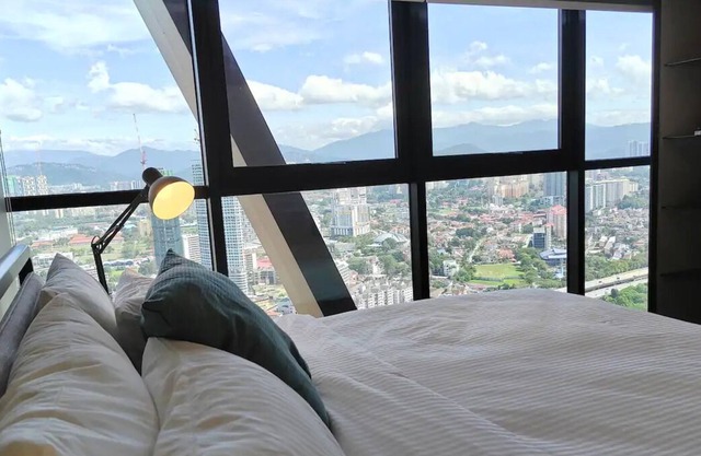 Scarletz de Bintang Top Muji 1BR - 10mins to KLCC