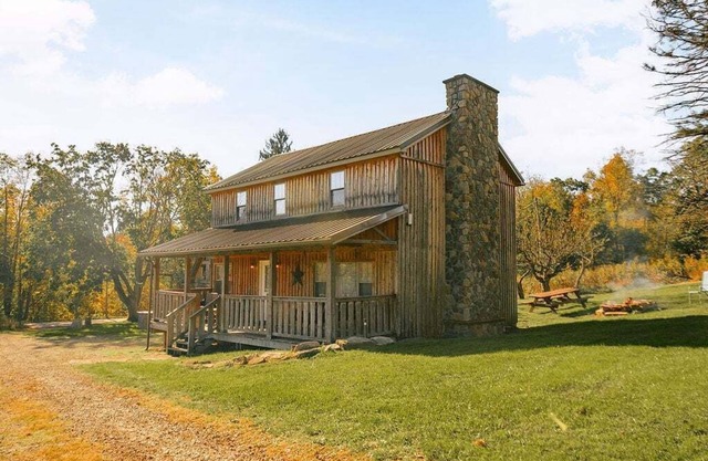 Schaefer House 3BR,1BA, close to Ohiopyle!