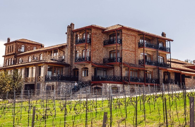 Schuchmann Wines Château,Villas & SPA