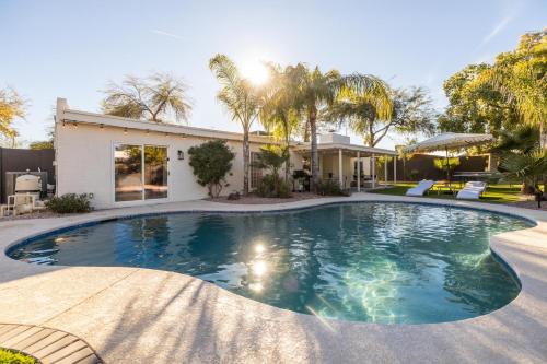 Scottsdale Dreyfus home