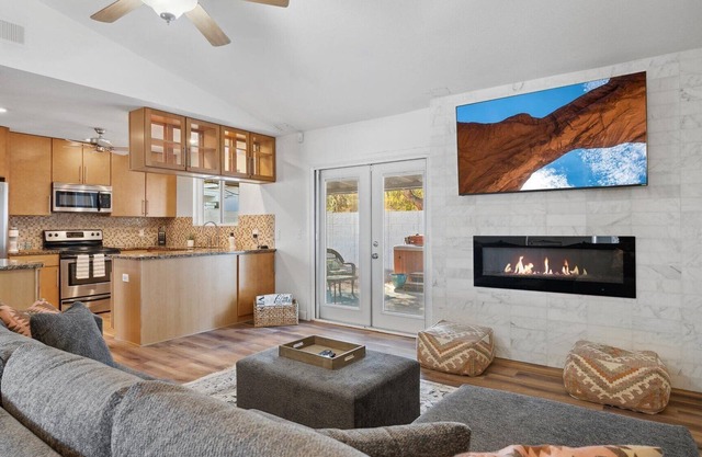 Scottsdale Home w/ Pool, Hot Tub, Game Room