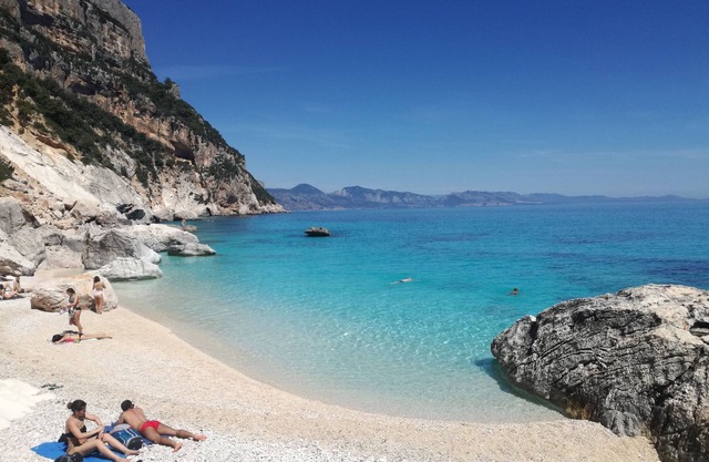 SEA AND RELAXATION !