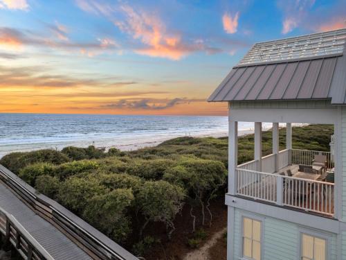 "Sea Dream" Beach Front Luxury Home in WaterColor - 4BR 4,5BTH home