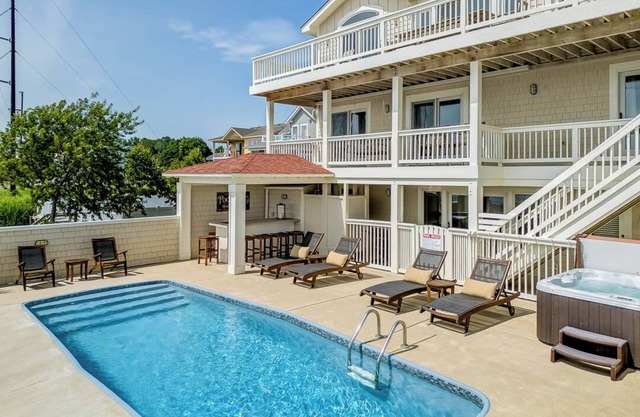 Sea La Vie | 3,800 ft to the beach | Private Pool and Hot Tub