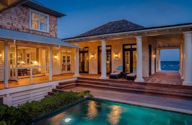 Sea Oats, Hope Town - Luxury Beachfront Home