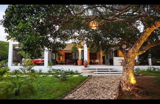 Sea Urchin | Lush Garden Villa steps from the beach of your dreams