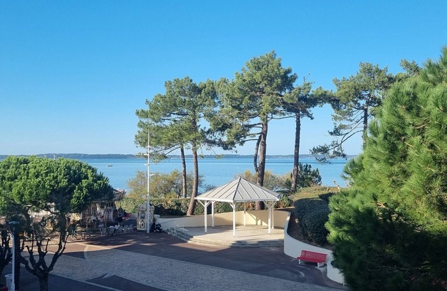 Sea view apartment, second line, Moulleau Arcachon