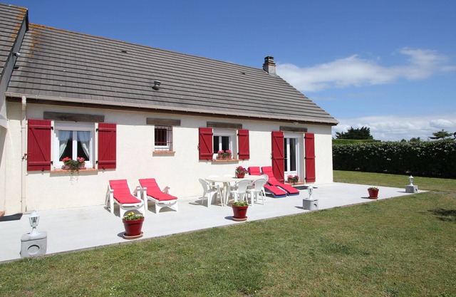 Sea View Family Escape