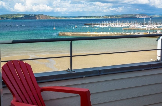 Sea view, flat for 4 people, free wifi