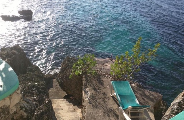 Seacret Studios - Cozy Jamaican Retreat apts