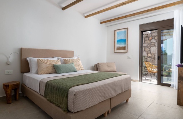 Seaesta Villas - Luxurious newly built Villa with Private Pool
