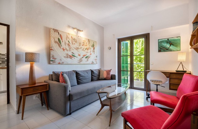Seafront Apartment In Port Sóller with Sea View, Wi-Fi and Air Conditioning