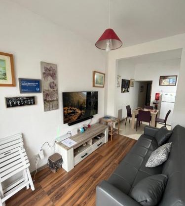 Seafront Apartment with Amazing Sunset View