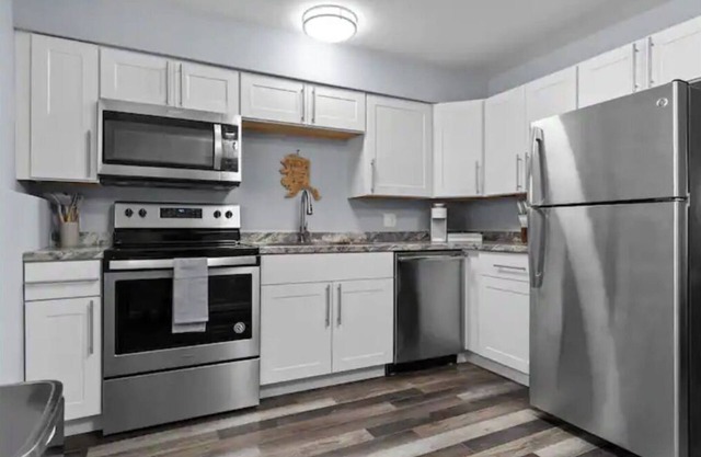 Seahaven: Midtown Peace and Convenience Unit 6