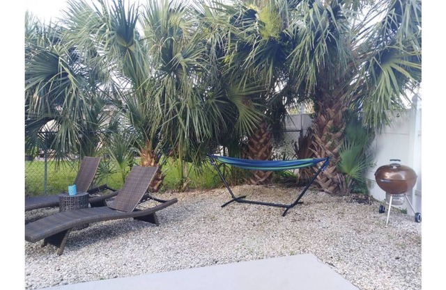 Searenity -4BR/3.5 Bth house -private beach access