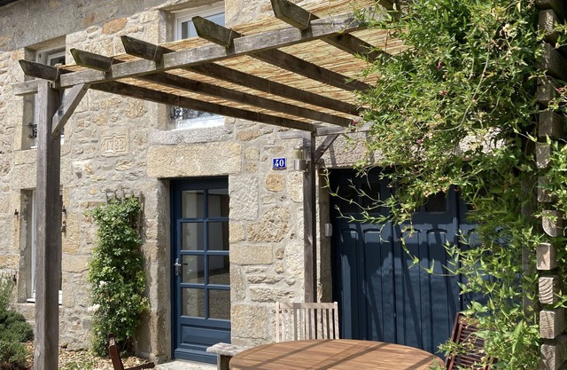 Seaside fisherman's house in the center of st jacut de la mer near St Malo
