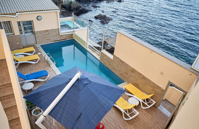 Seaside, foot in the water Capcax residence 6