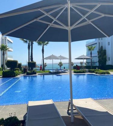 Seaside, Infinity Pools, Gym, Games, Wifi