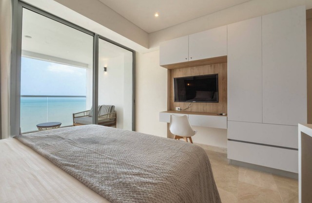 Seaside Serenity and Style