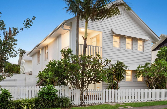 Seaside Serenity Marcoola: Coastal Retreat