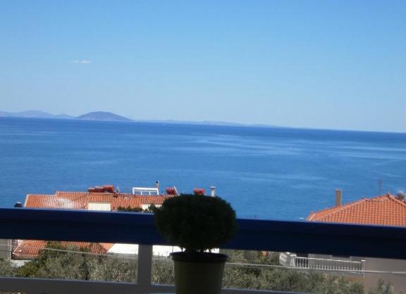 Seaview - selfcatering apartment - Helen No 2