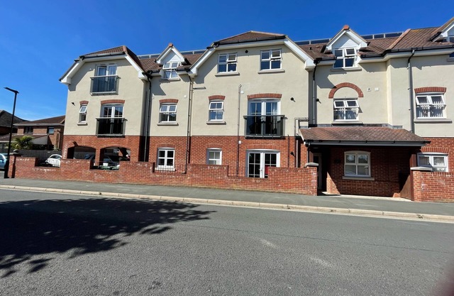 Seaways, in Sandown,for a great relaxing holiday, Family friendly, free parking