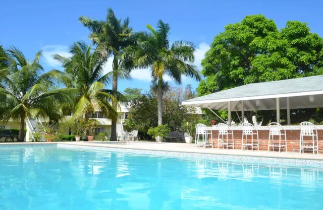 Seawind On The Bay Freeport Montego Bay