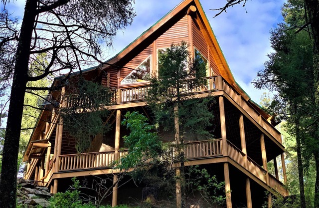Secluded, Mystic Mountain Lodge w/cinema/arcade rm