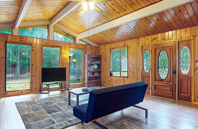 Secluded, single-level getaway with a large yard, gas fireplace, & dog friendly