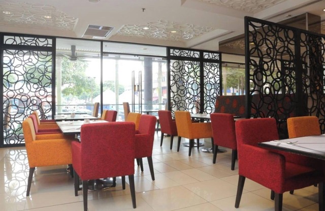 Seeds Hotel Premier Sri Petaling