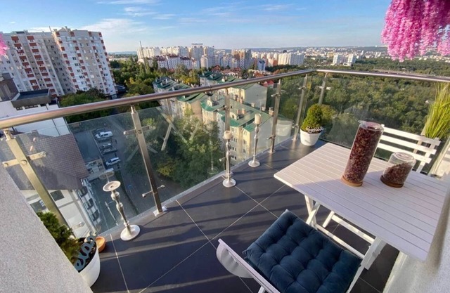 Sehr Schöne Wohnung in Chişinău. Top Aussicht + Modern