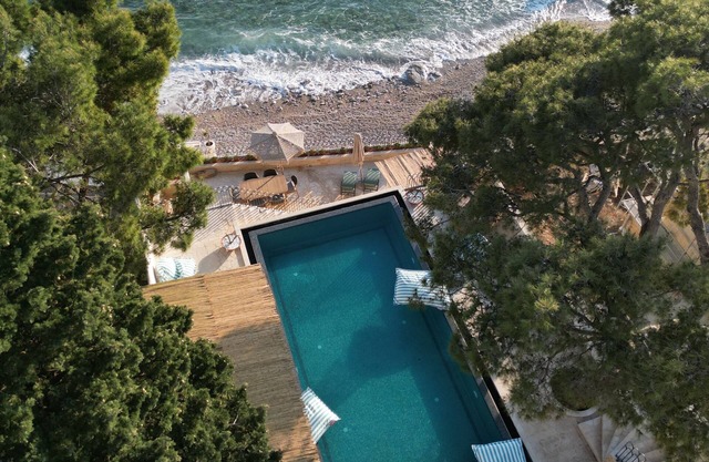 SeiSensi Luxury Beach Villa
