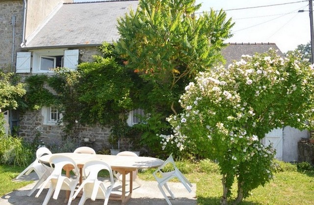 Self-catering cottage in St Vaast la Hougue (50550)