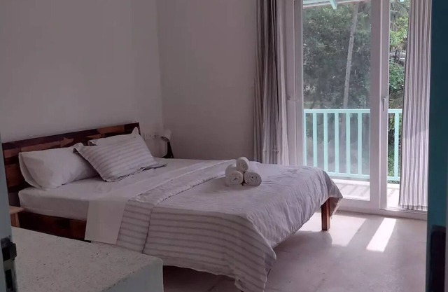 Serene 1 bed apartment at Beseco bed and breakfastn