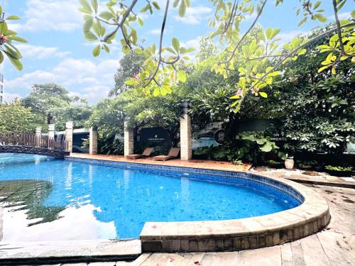 Serene 2BR Apartment in Venetian Tower Grand Sungkono Lagoon Surabaya by Le Ciel Hospitality