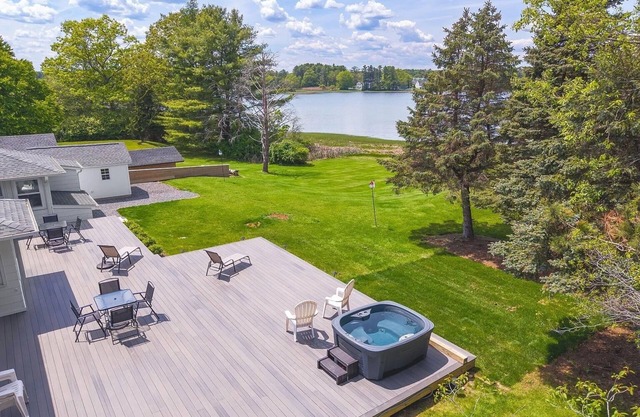 Serene & Family Friendly WaterView House, Hot Tub, 2 Living Areas!