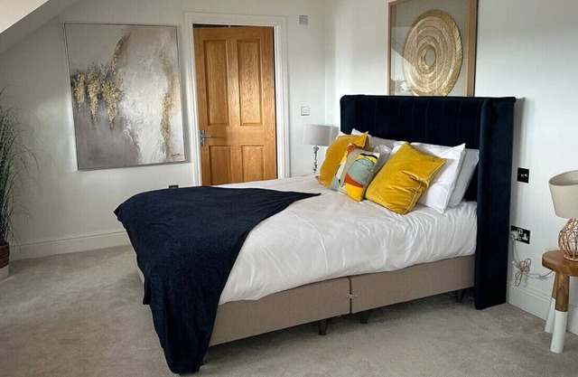Serene Retreat King Room Penarth