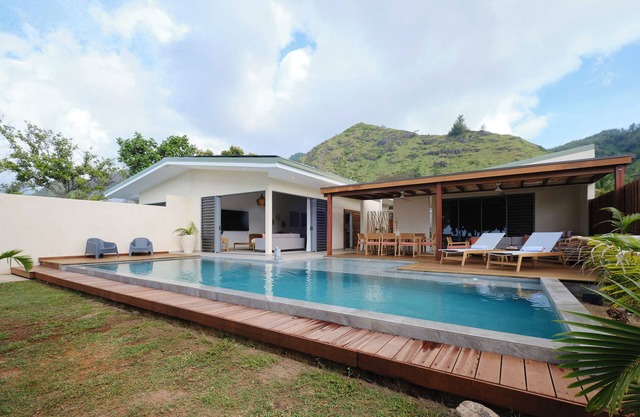 Serenity Beachfront Villa 3 bedrooms
